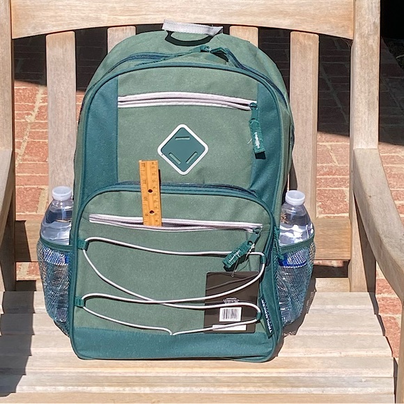 Green Backpack with Gray Trim Side Pockets New - Picture 11 of 15